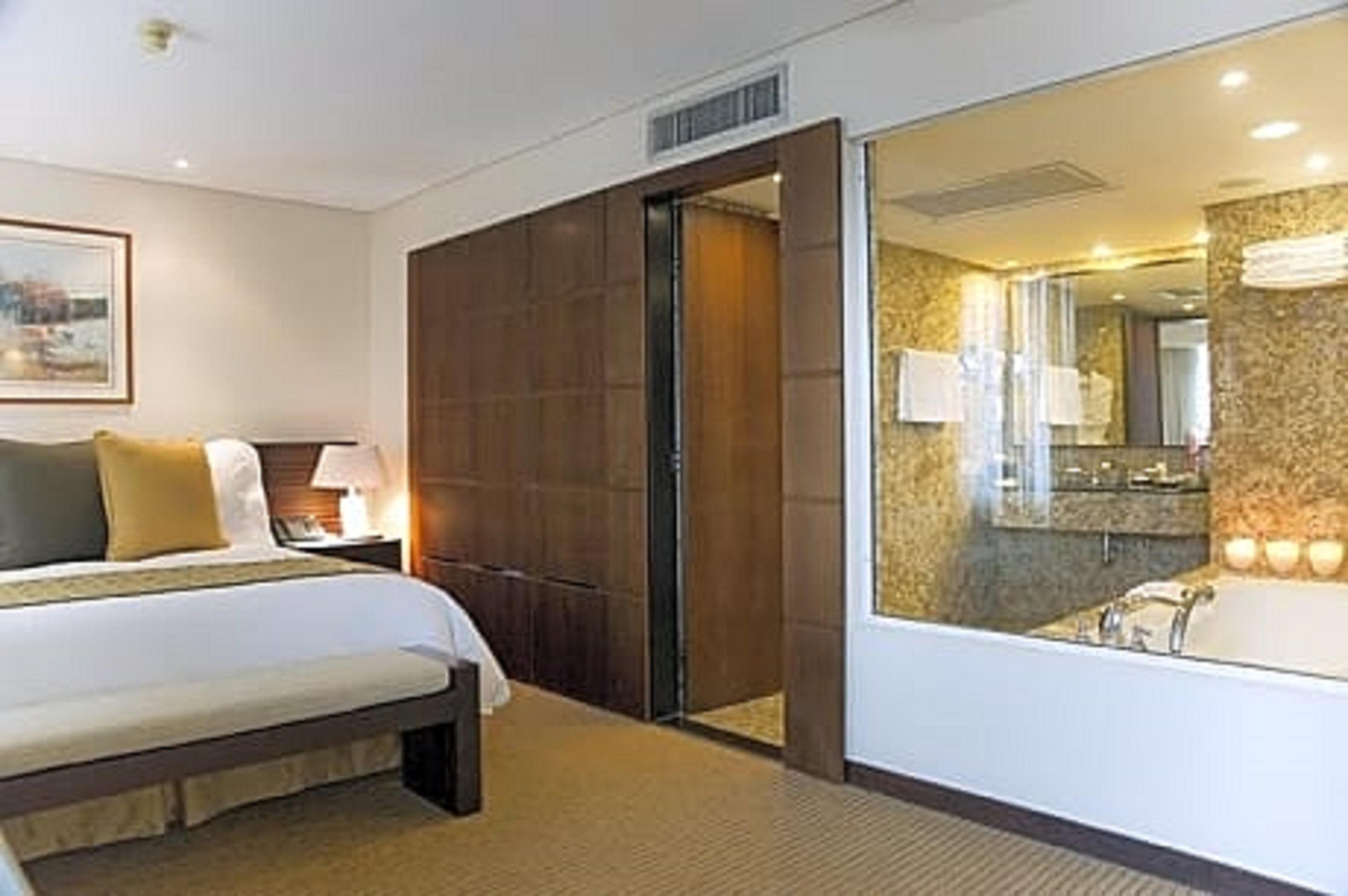 Eurobuilding Hotel&Suites Caracas Exteriér fotografie A room at the hotel